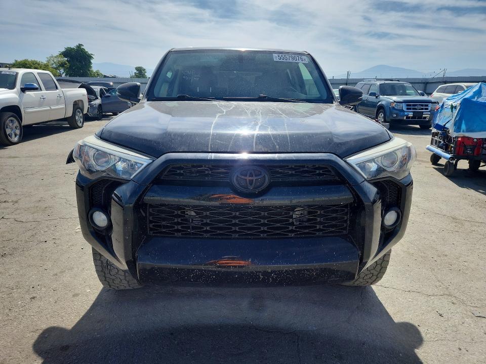 Photo 5 from auction – 2016 TOYOTA 4RUNNER with VIN JTEBU5JR2G5325457