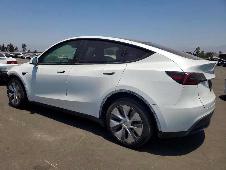 Photo 2 from auction – 2023 TESLA MODEL Y with VIN 7SAYGDEE8PA066222