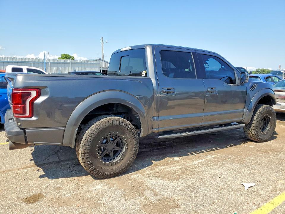 Фото 3 с аукциона – 2017 FORD F150 с VIN 1FTFW1RG1HFB41229