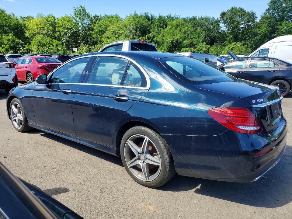Photo 2 from auction – 2017 MERCEDES-BENZ E-CLASS with VIN WDDZF4KB8HA121429