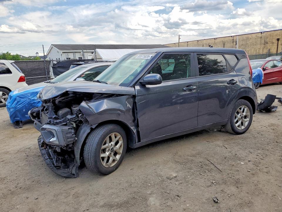 KIA SOUL 2020 with VIN KNDJ23AUXL7004439 - Photo from auction