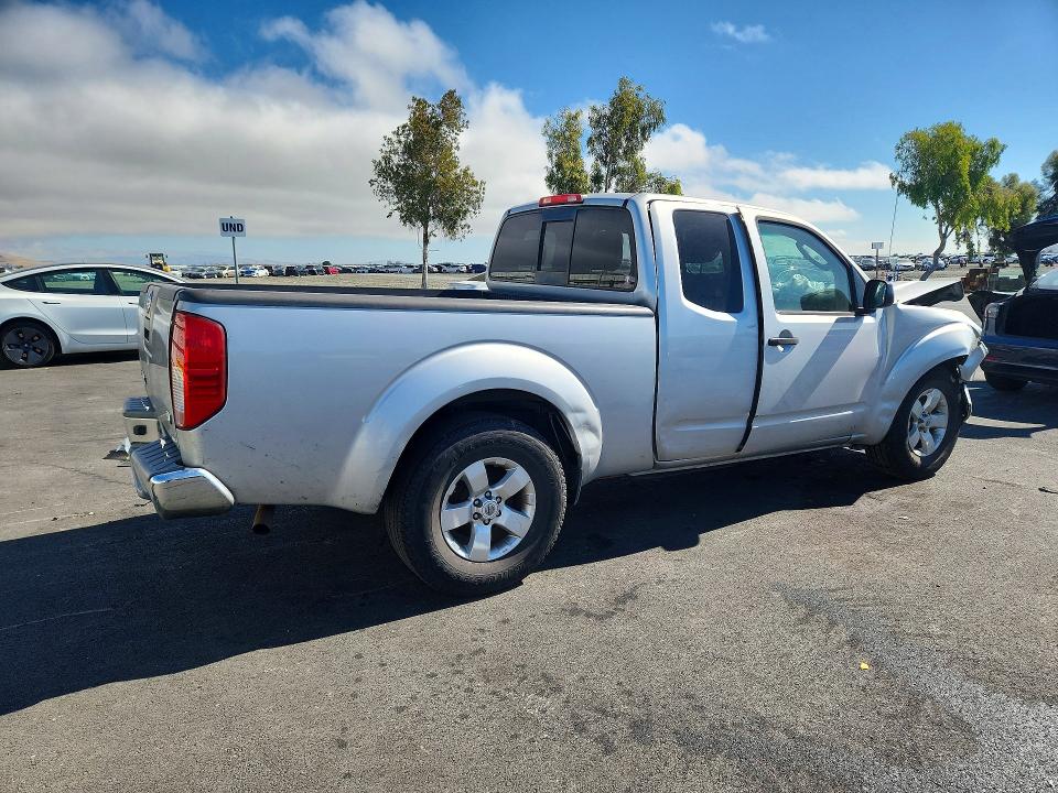 Photo 3 from auction – 2011 NISSAN FRONTIER with VIN 1N6BD0CT3BC434544