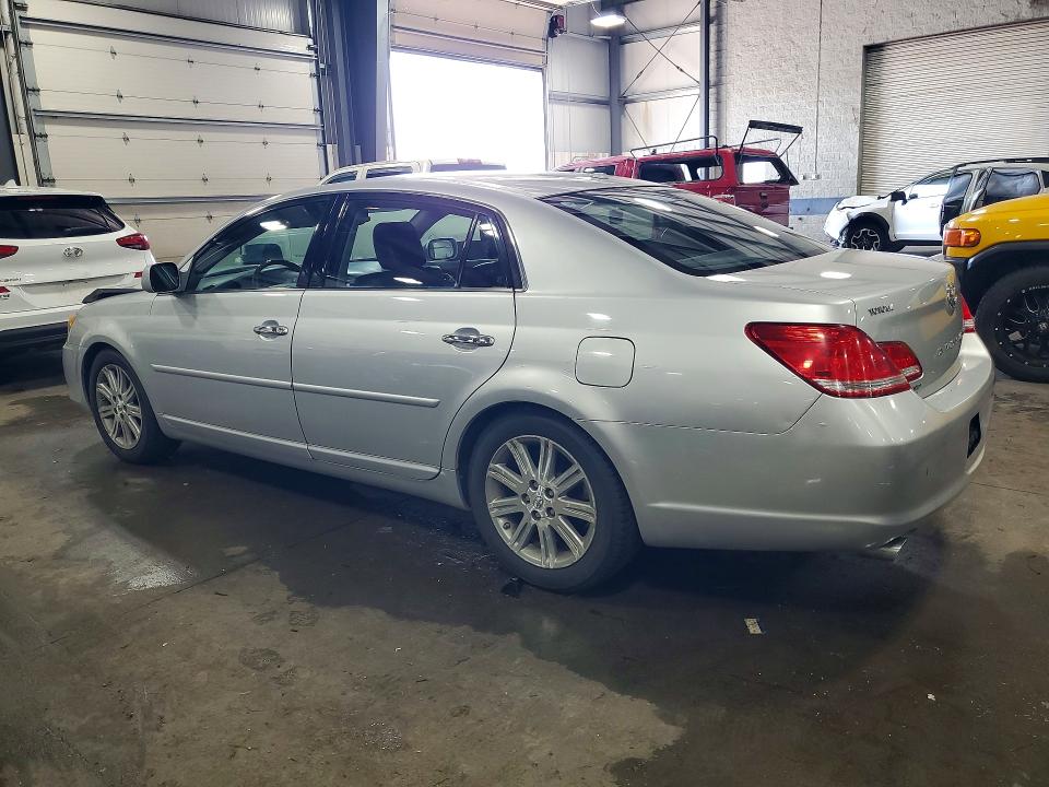 Photo 2 from auction – 2010 TOYOTA AVALON with VIN 4T1BK3DB8AU369078