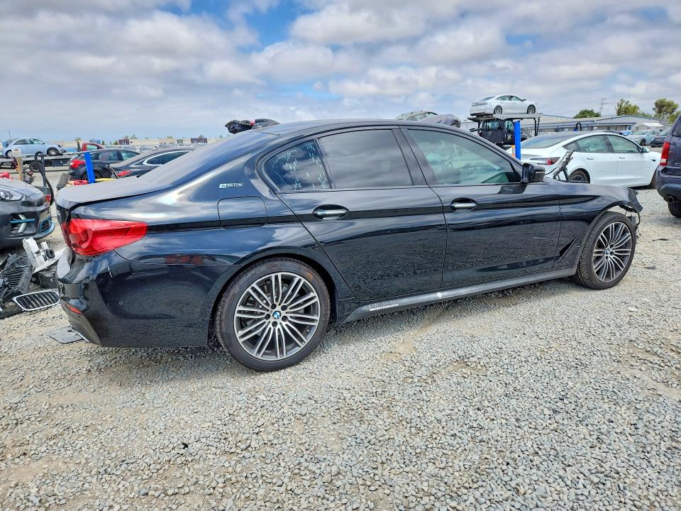Photo 3 from auction – 2018 BMW 530E with VIN WBAJA9C58JB251669