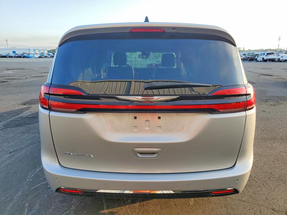 Photo 6 from auction – 2024 CHRYSLER PACIFICA with VIN 2C4RC1BG0RR162650