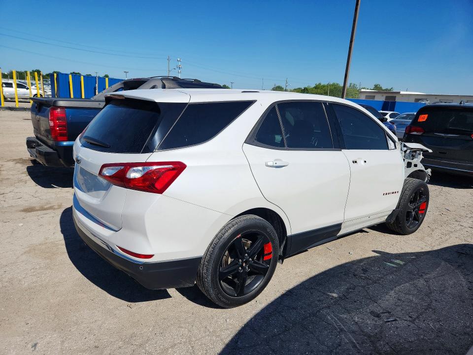 Photo 3 from auction – 2019 CHEVROLET EQUINOX with VIN 2GNAXLEX4K6186702