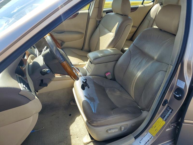Photo 7 from auction – 2005 LEXUS ES with VIN JTHBA30G655097346