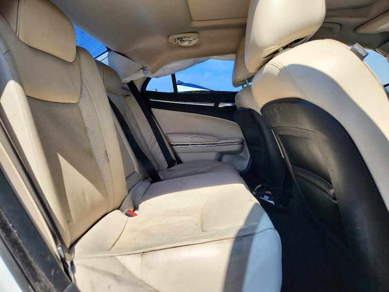 Photo 10 from auction – 2016 CHRYSLER 300C with VIN 2C3CCAEG8GH282298