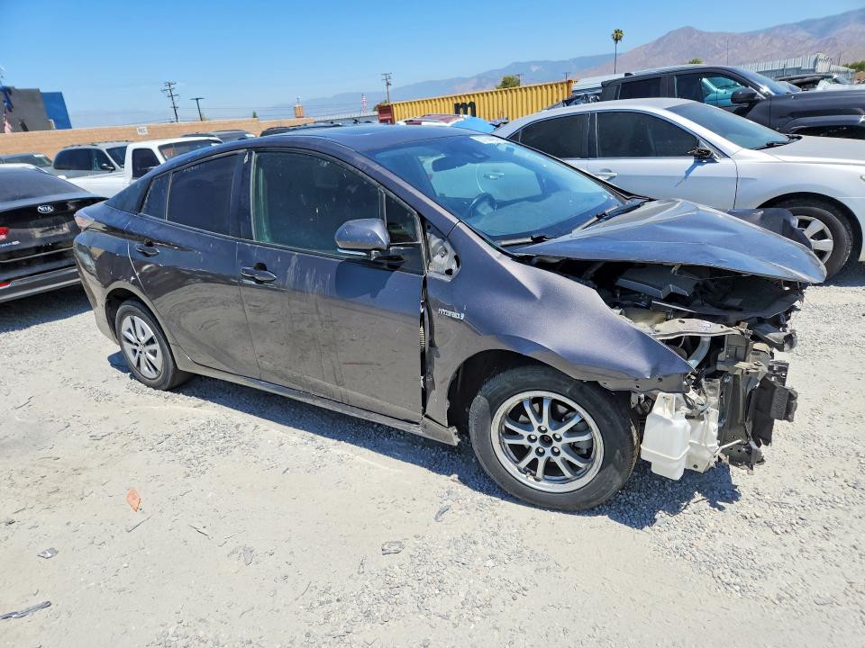 Photo 4 from auction – 2017 TOYOTA PRIUS with VIN JTDKARFU9H3544155