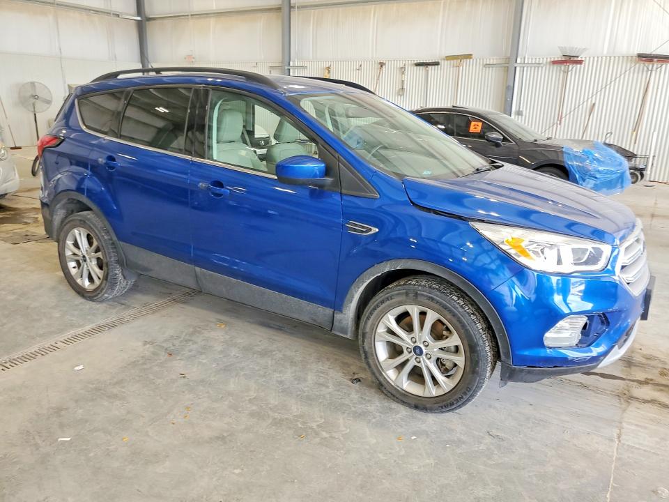 Photo 4 from auction – 2019 FORD ESCAPE with VIN 1FMCU9HD4KUA54258