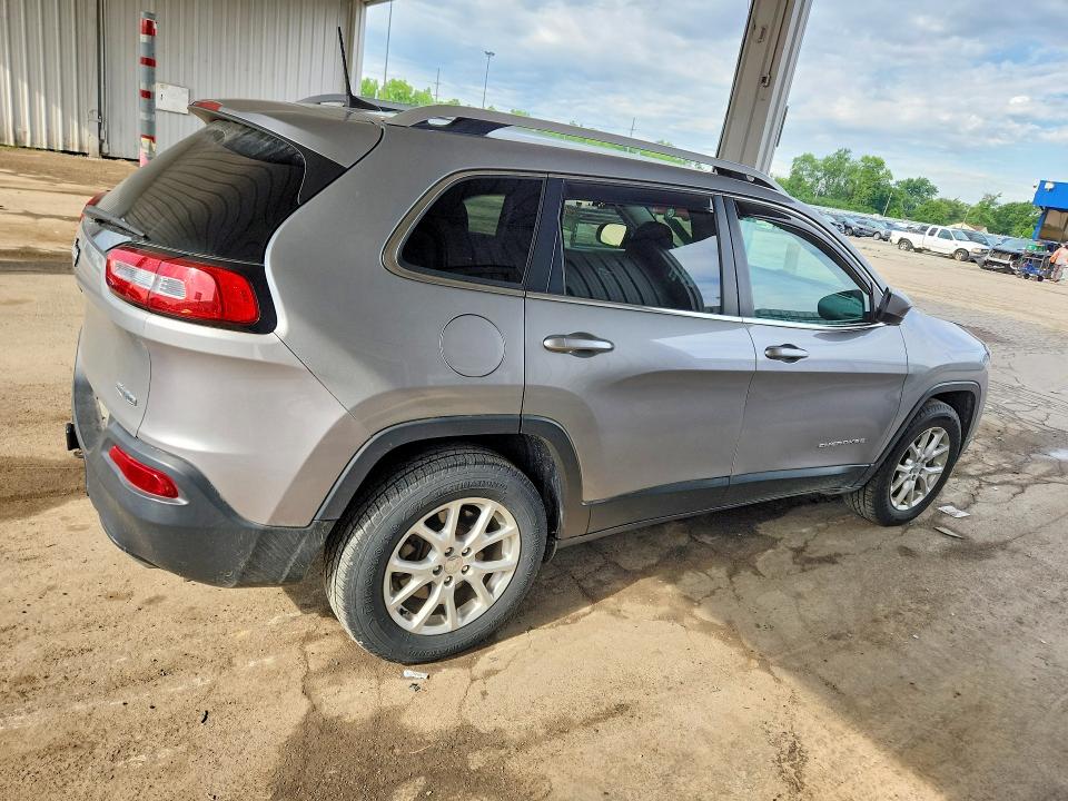 Photo 3 from auction – 2016 JEEP CHEROKEE with VIN 1C4PJMCS9GW270318