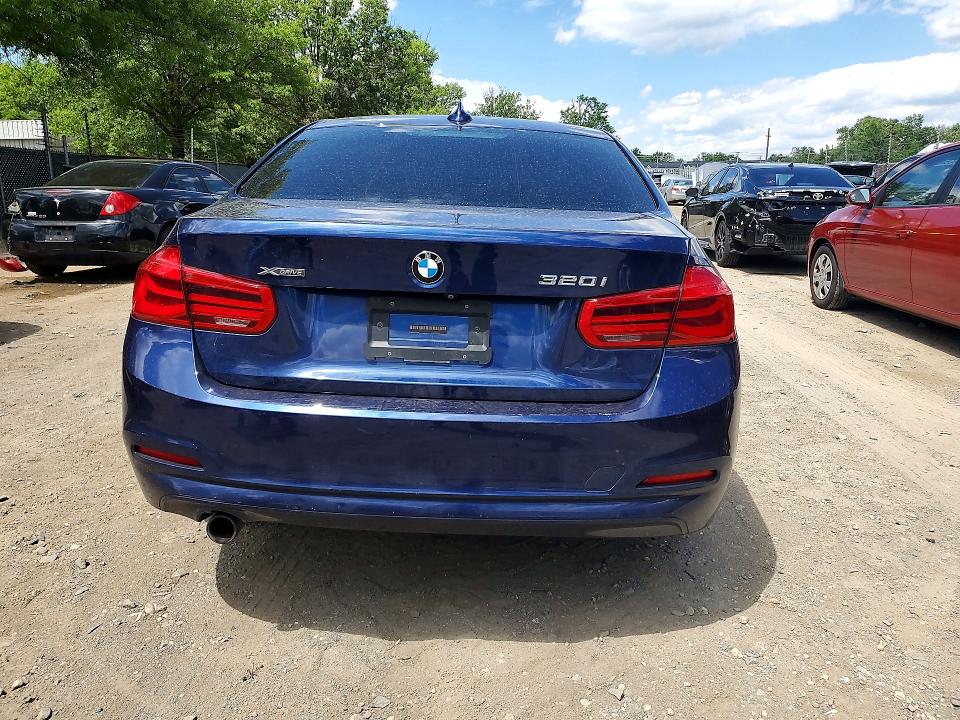 Photo 6 from auction – 2018 BMW 3 SERIES with VIN WBA8E5G54JNU46284