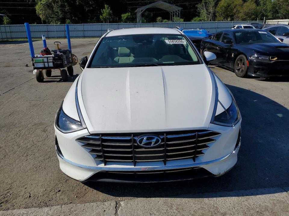 Photo 5 from auction – 2022 HYUNDAI SONATA with VIN 5NPEG4JA8NH142638