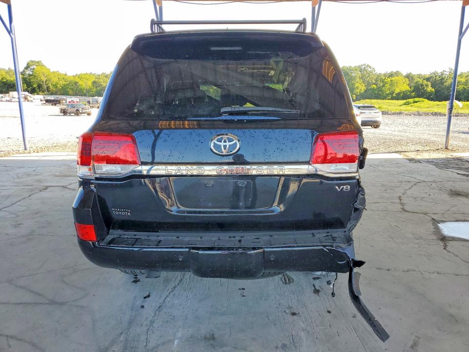 Photo 6 from auction – 2020 TOYOTA LAND CRUISER with VIN JTMCY7AJ0L4089619
