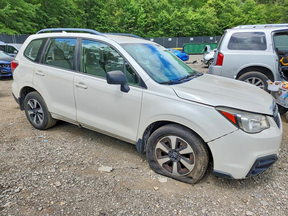 Photo 4 from auction – 2017 SUBARU FORESTER with VIN JF2SJABC9HH485661