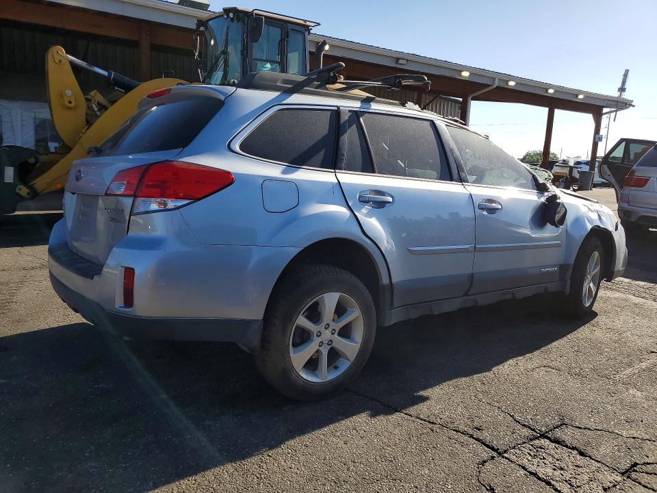 Photo 3 from auction – 2014 SUBARU OUTBACK with VIN 4S4BRDLC1E2301072
