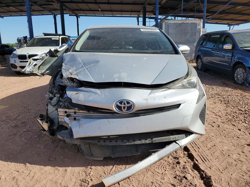 Photo 5 from auction – 2016 TOYOTA PRIUS with VIN JTDKBRFU5G3020187