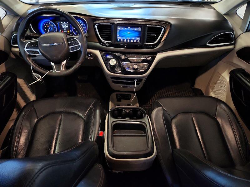 Photo 8 from auction – 2018 CHRYSLER PACIFICA with VIN 2C4RC1BG1JR120492