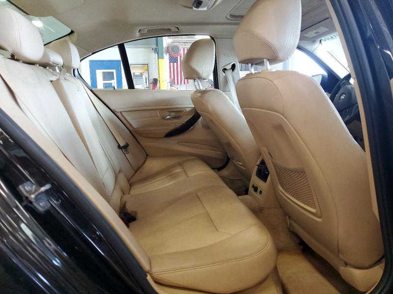 Photo 10 from auction – 2013 BMW 328 with VIN WBA3B3C57DF542003