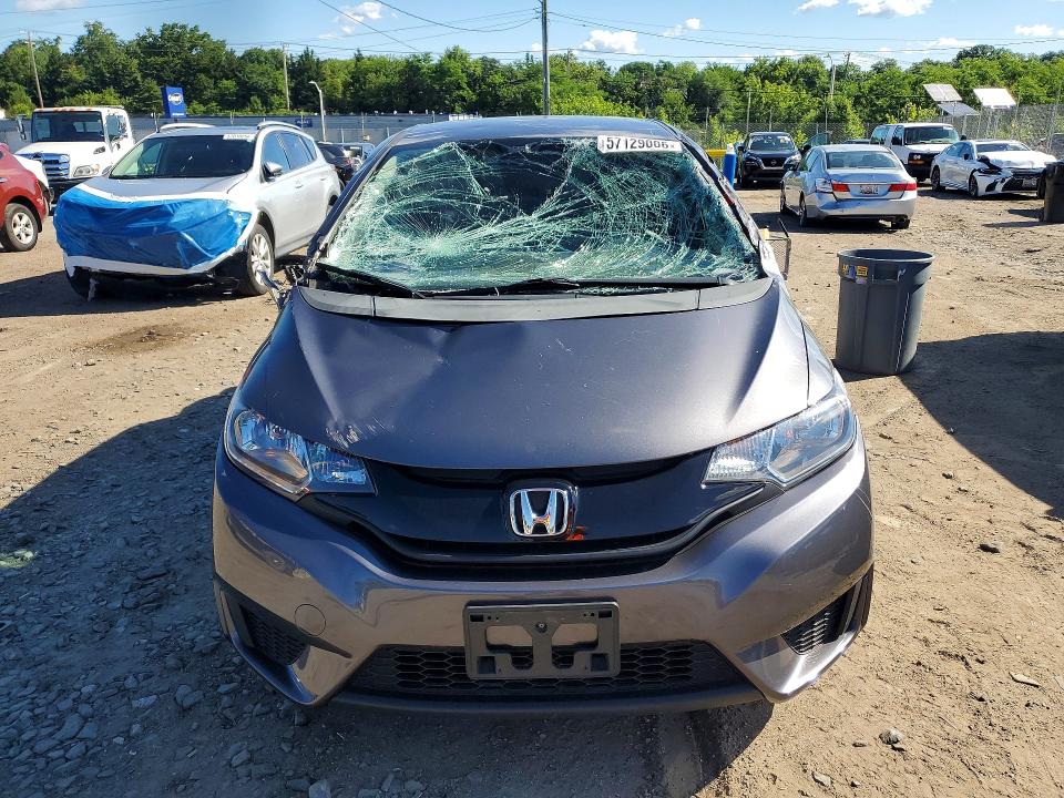 Снимка 5 от търг – 2017 HONDA FIT с VIN 3HGGK5H50HM706014