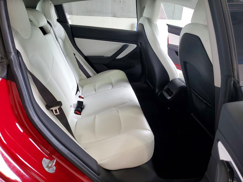 Photo 10 from auction – 2018 TESLA MODEL 3 with VIN 5YJ3E1EB5JF074760