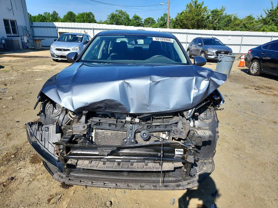 Photo 5 from auction – 2019 VOLKSWAGEN JETTA with VIN 3VWC57BU7KM158159
