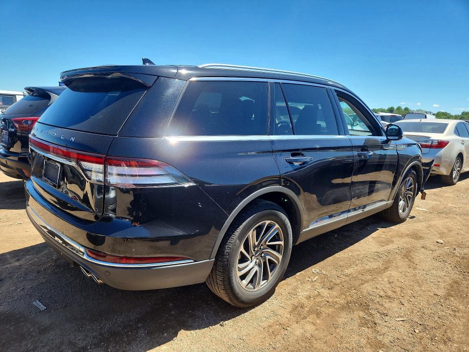 Photo 3 from auction – 2022 LINCOLN AVIATOR with VIN 5LM5J0XC2NGL16204
