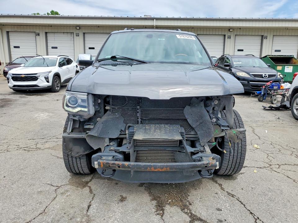 Photo 5 from auction – 2017 LINCOLN NAVIGATOR with VIN 5LMJJ2JT8HEL07994