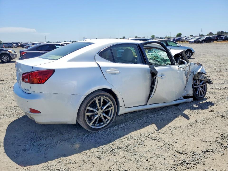 Photo 3 from auction – 2008 LEXUS IS with VIN JTHBK262582069630