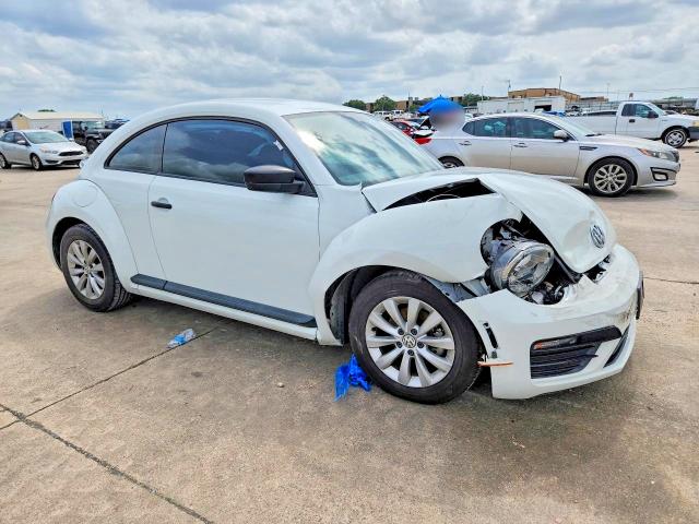 Photo 4 from auction – 2018 VOLKSWAGEN BEETLE with VIN 3VWFD7AT6JM702853
