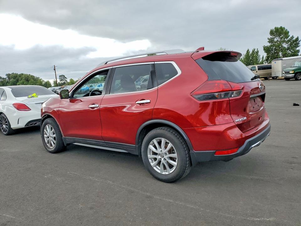 Photo 2 from auction – 2018 NISSAN ROGUE with VIN 5N1AT2MT0JC823583