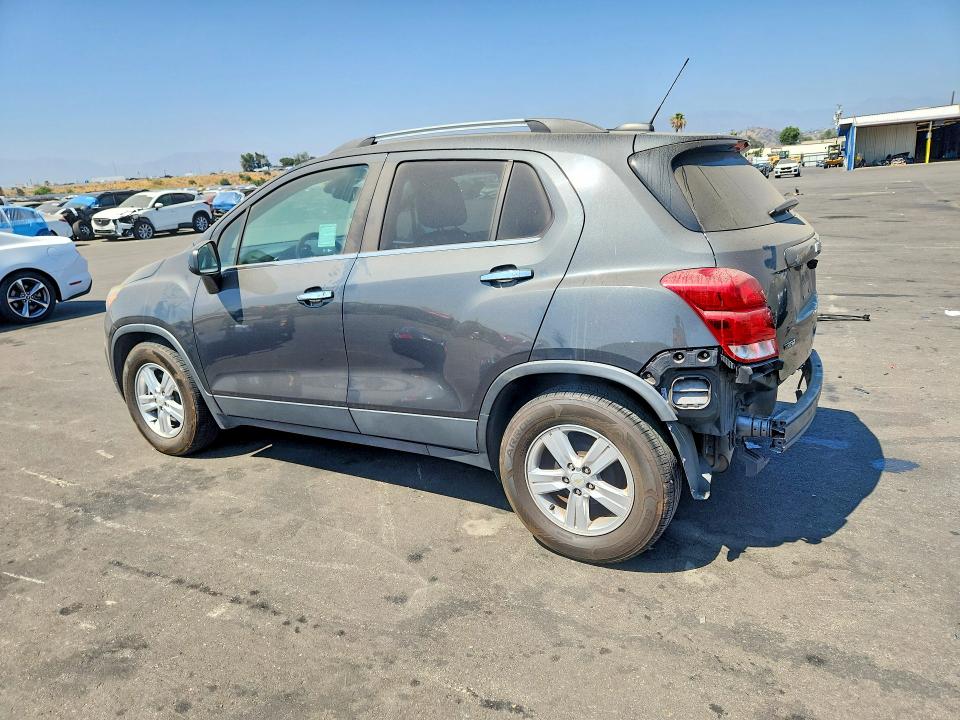 Photo 2 from auction – 2018 CHEVROLET TRAX with VIN KL7CJLSB3JB664869