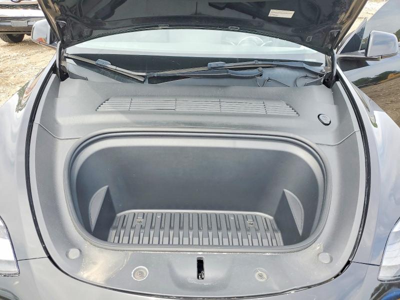 Photo 11 from auction – 2022 TESLA MODEL Y with VIN 7SAYGDEF1NF345763