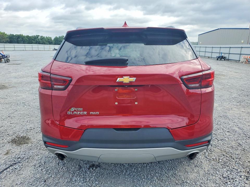 Photo 6 from auction – 2023 CHEVROLET BLAZER with VIN 3GNKBHR47PS127409