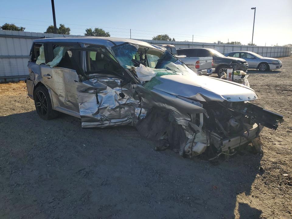 Photo 4 from auction – 2015 FORD FLEX with VIN 2FMGK5C85FBA14812