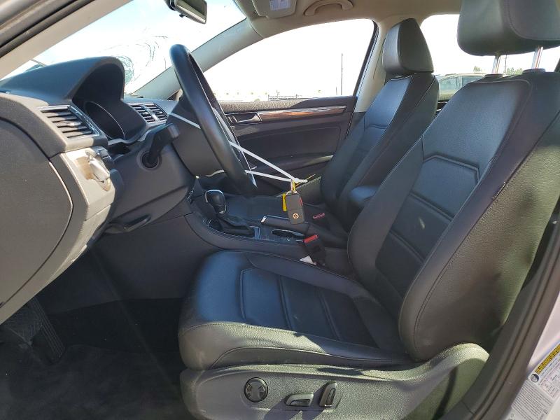 Photo 7 from auction – 2017 VOLKSWAGEN PASSAT with VIN 1VWBT7A35HC046318