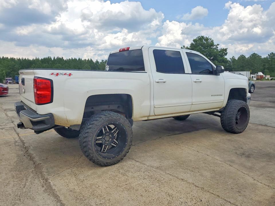 Photo 3 from auction – 2015 CHEVROLET SILVERADO with VIN 3GCUKREC6FG244033