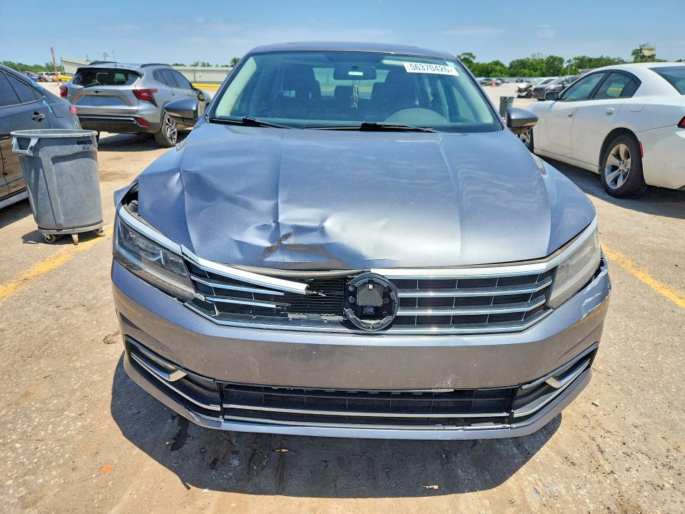 Photo 5 from auction – 2016 VOLKSWAGEN PASSAT with VIN 1VWBS7A35GC021601