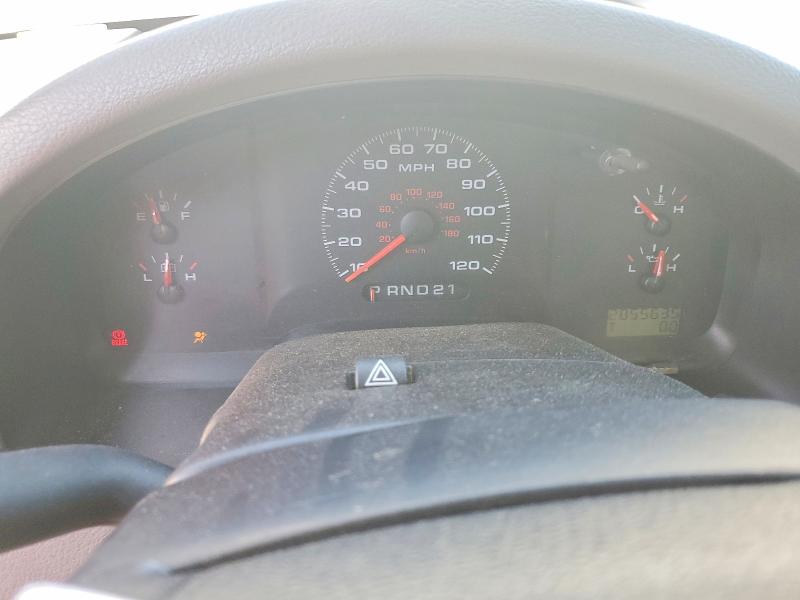 Photo 9 from auction – 2005 FORD F150 with VIN 1FTRF12205NC09890