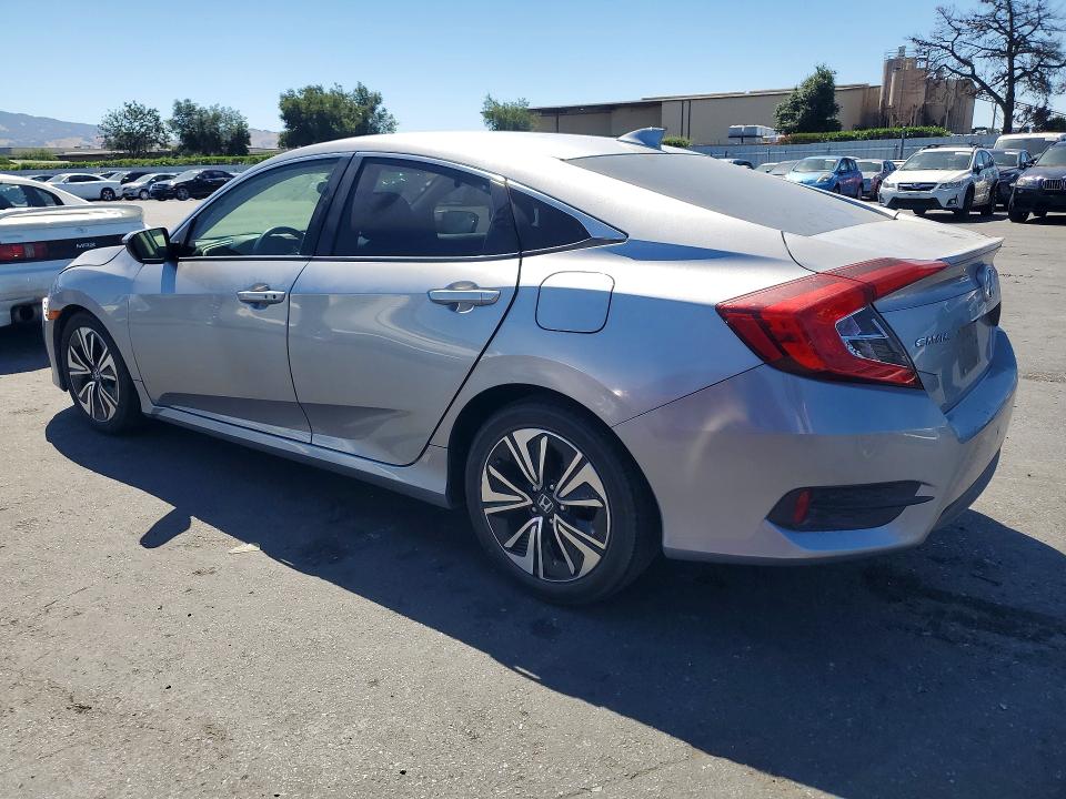 Photo 2 from auction – 2018 HONDA CIVIC with VIN JHMFC1F31JX000783