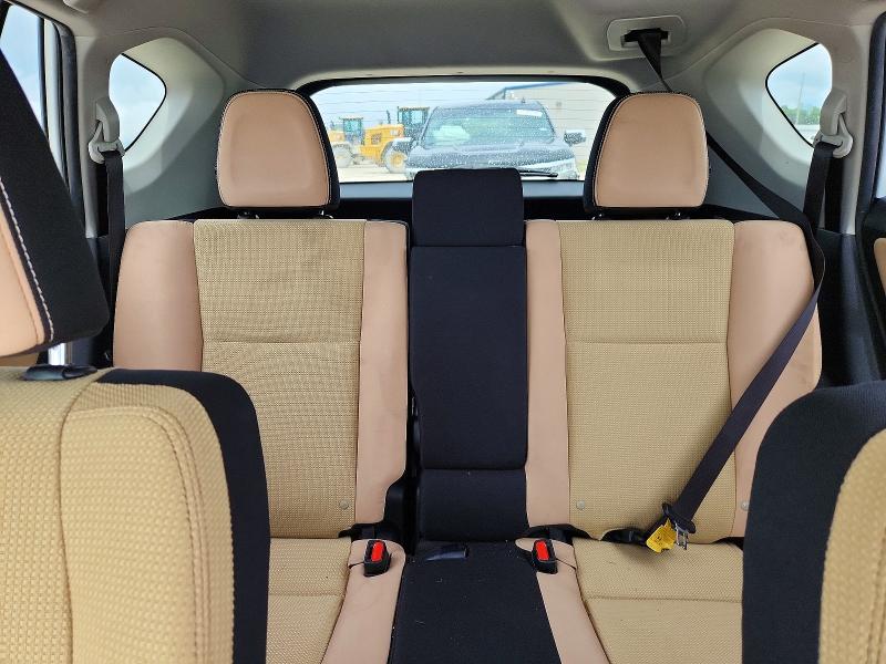 Photo 10 from auction – 2017 TOYOTA RAV4 with VIN JTMWFREV0HD097318
