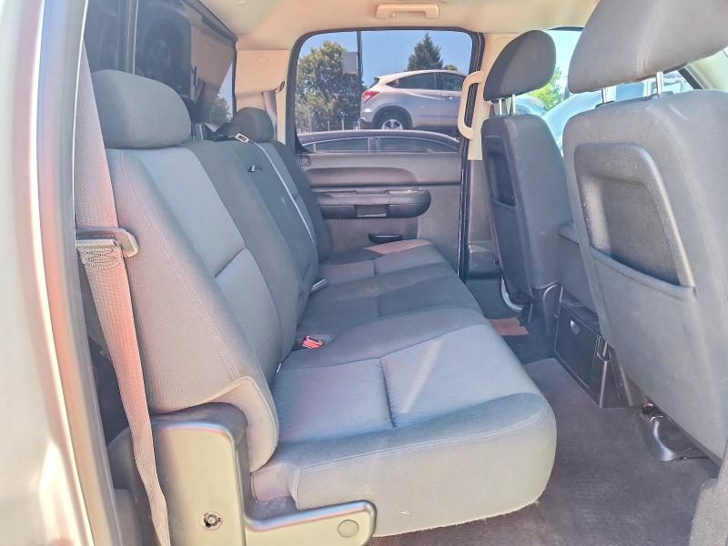 Photo 10 from auction – 2013 CHEVROLET SILVERADO with VIN 3GCPKSE76DG157785