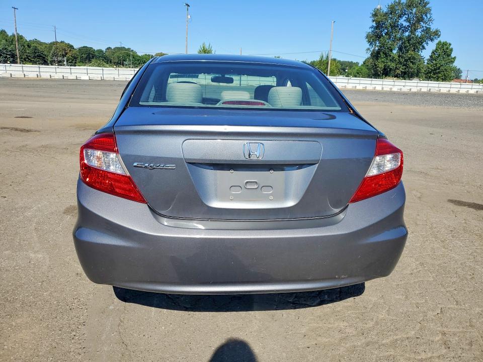 Photo 6 from auction – 2012 HONDA CIVIC with VIN 19XFB2F51CE391870