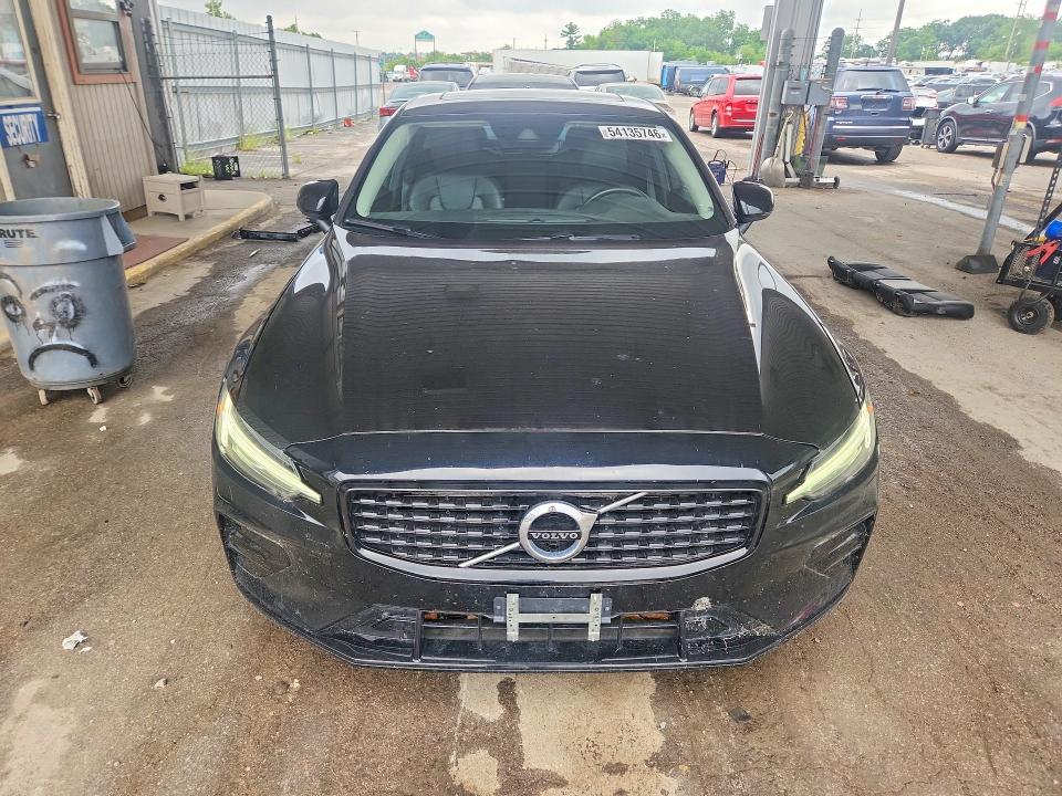 Photo 5 from auction – 2022 VOLVO S60 with VIN 7JRL12FZ7NG160260
