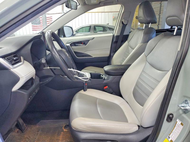 Photo 7 from auction – 2022 TOYOTA RAV4 with VIN JTMC1RFV0ND086217
