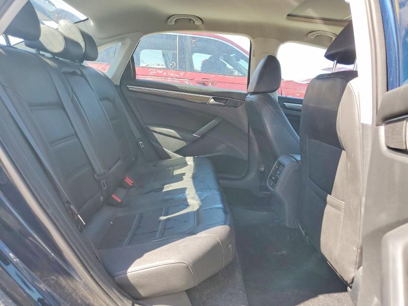 Photo 10 from auction – 2018 VOLKSWAGEN PASSAT with VIN 1VWBA7A38JC040329