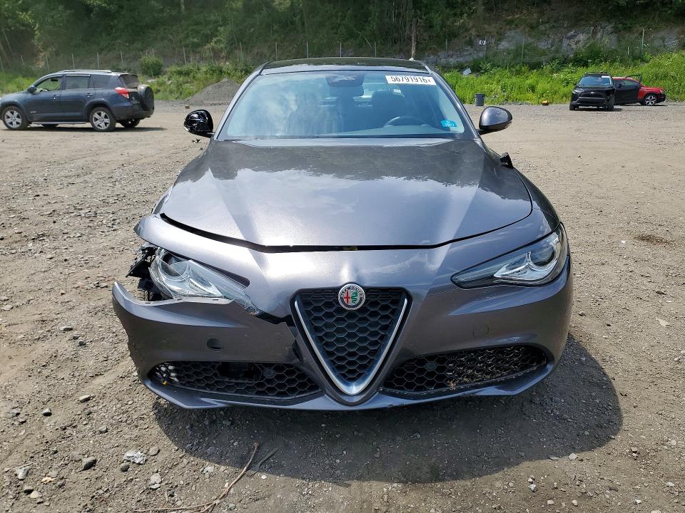 Photo 5 from auction – 2020 ALFA ROMEO GIULIA with VIN ZARFANBN5L7633723