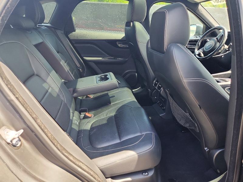 Photo 11 from auction – 2017 JAGUAR F-PACE with VIN SADCL2BV0HA495108