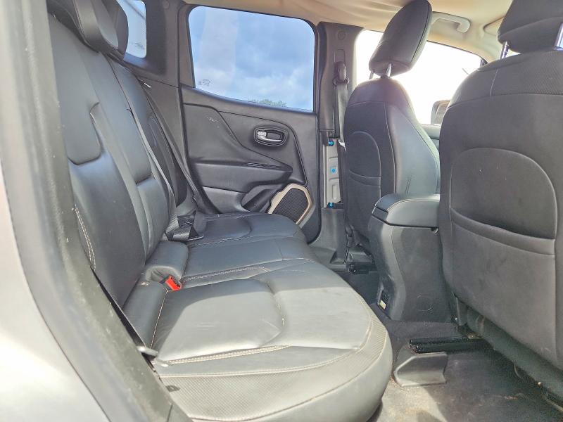 Photo 11 from auction – 2017 JEEP RENEGADE with VIN ZACCJADB8HPF87422