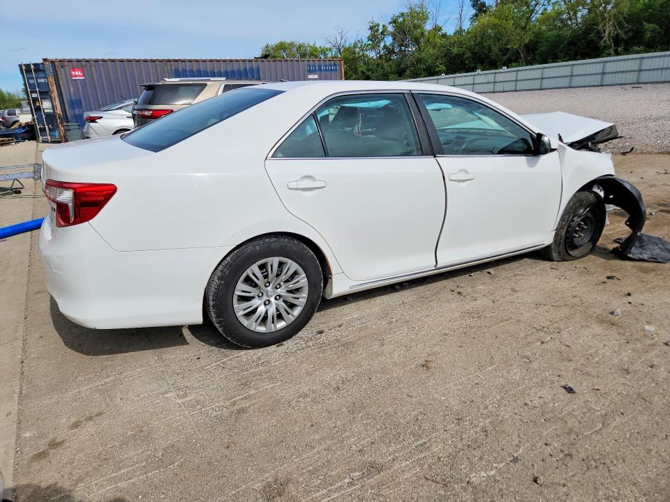 Photo 3 from auction – 2014 TOYOTA CAMRY with VIN 4T1BF1FK4EU407661